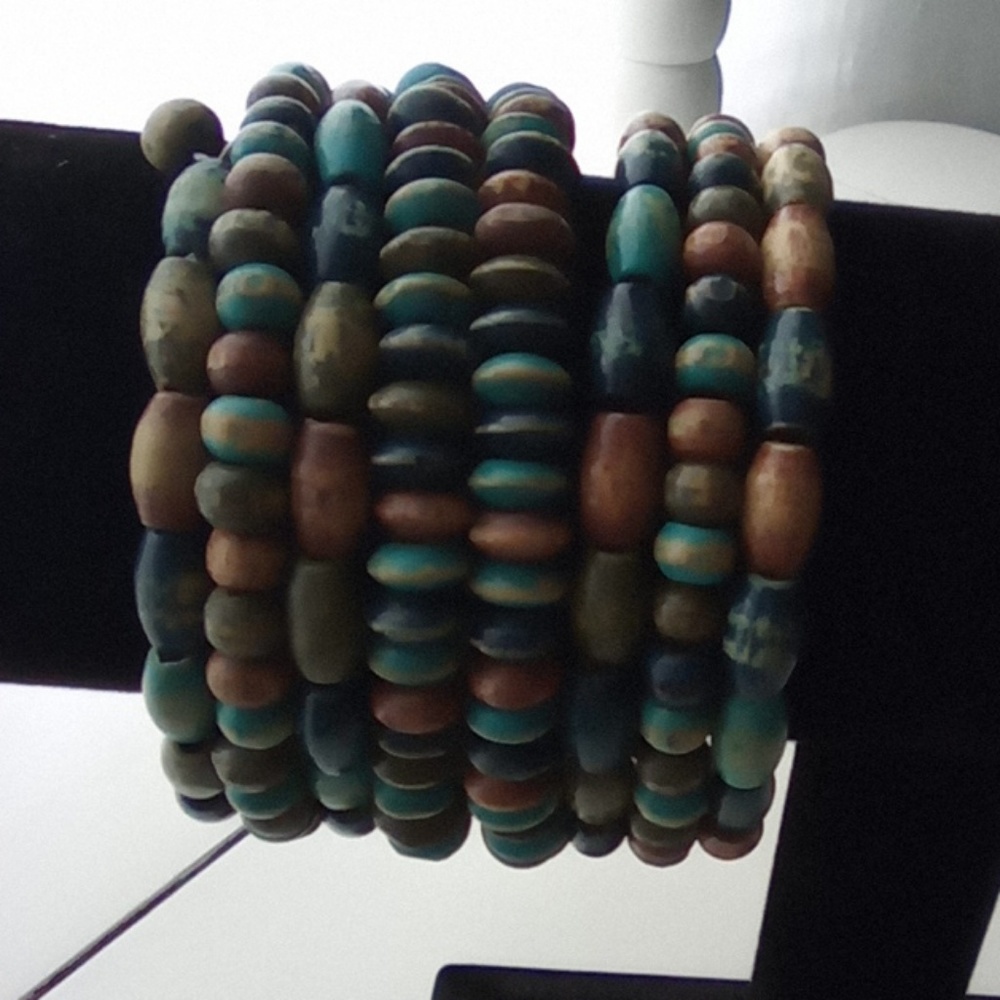 Bohemian Green Wood Beaded Memory Wire Bracelet.